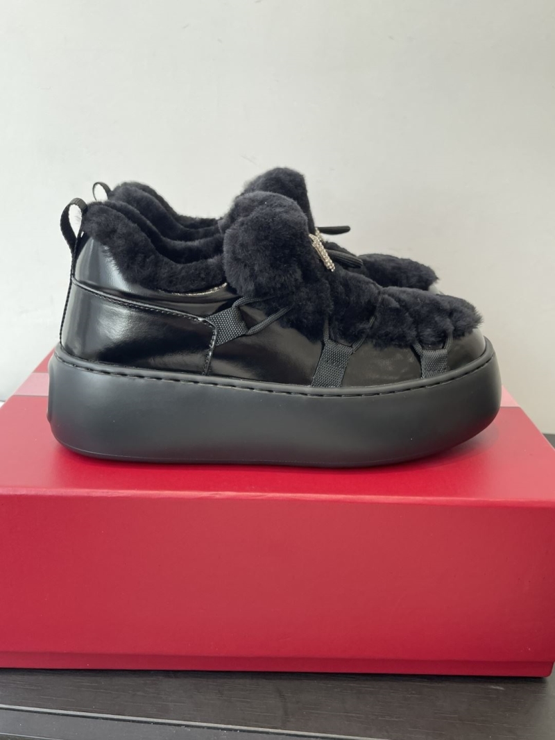 roger u1u1er boots